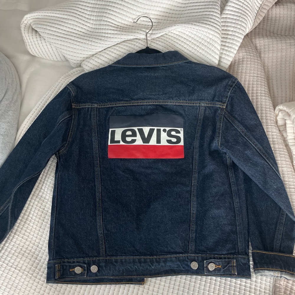 Levi’s Denim Ex Boyfriend Trucker Jacket, size XS
